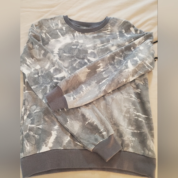 Marled sweatshirt. Size small, true to size. - Picture 3 of 3